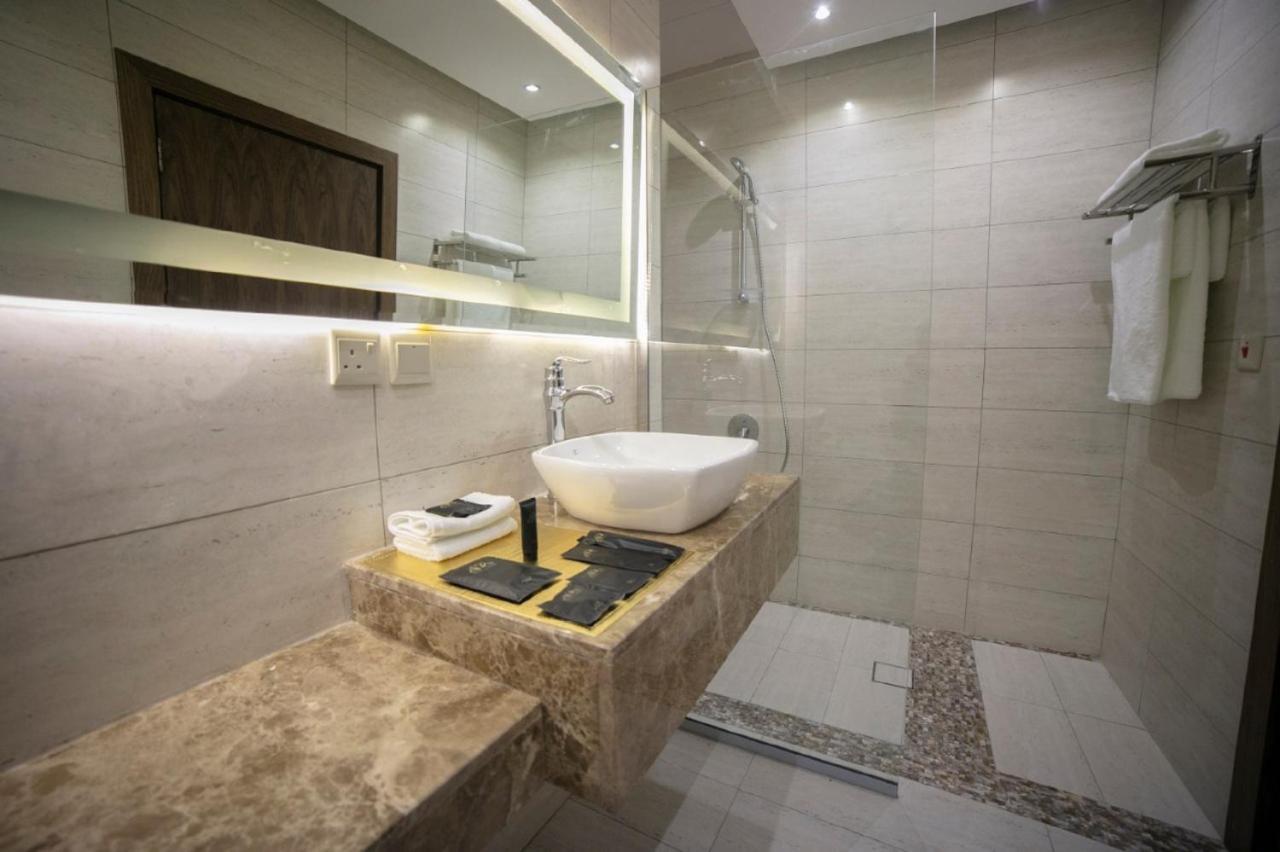 Motiara Hotel - La Valle Mall Ar Riyad Esterno foto